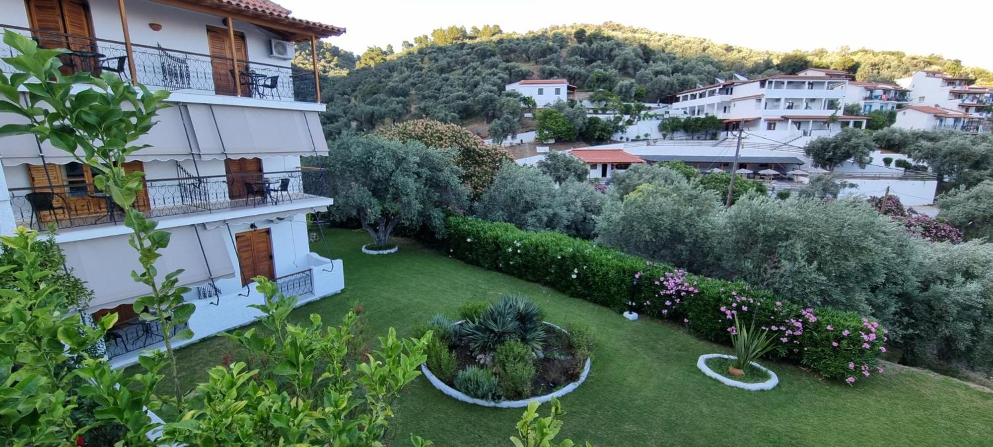 Olive Grove Studios 메갈리 아모스 외부 사진
